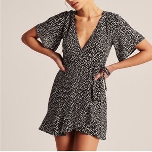 Abercrombie mini ruffle wrap dress